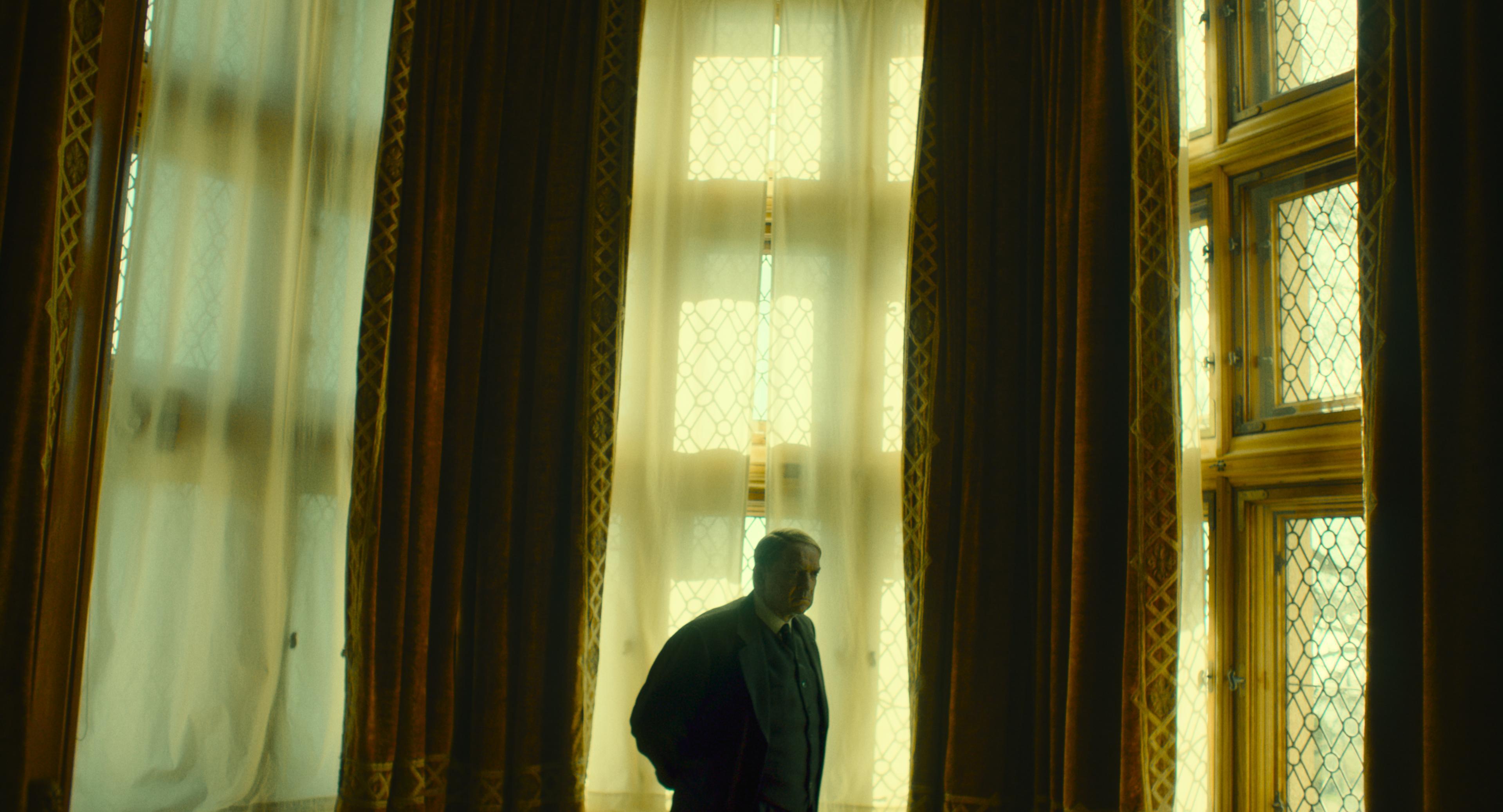 QSL PDX TRL 02 EN cut1 0 still 20240819 182033